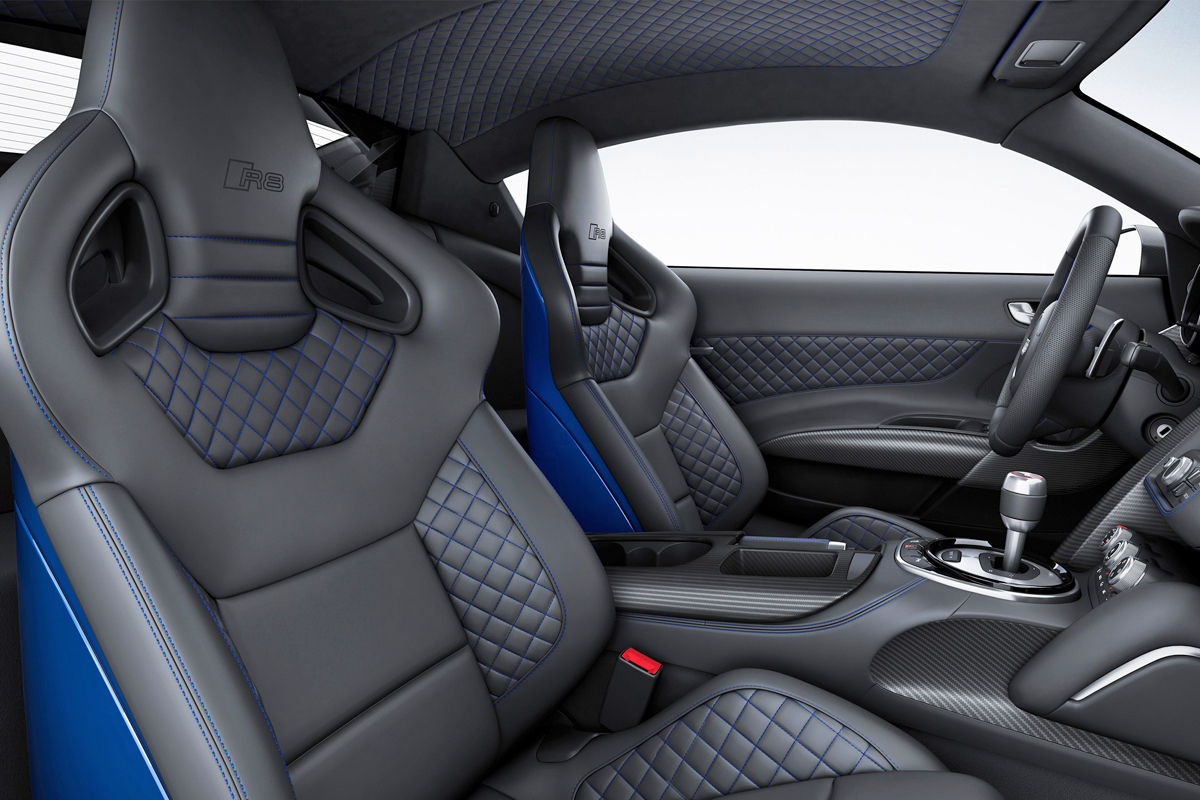 Audi R8 LMX quilted leather sports seat