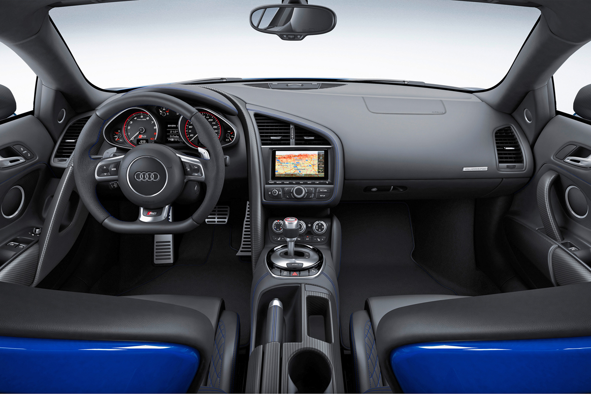 Audi R8 LMX quilted leather interior