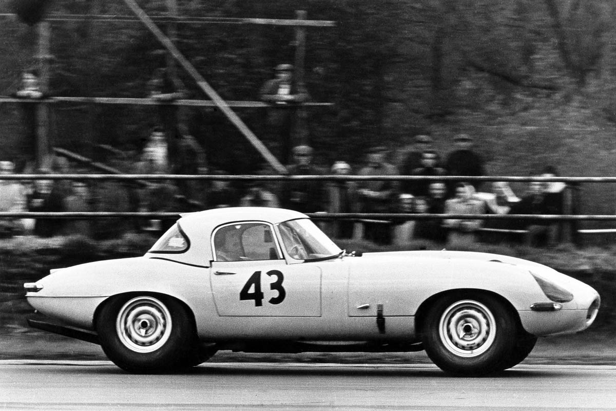 Lightweight Jaguar E-type number 43