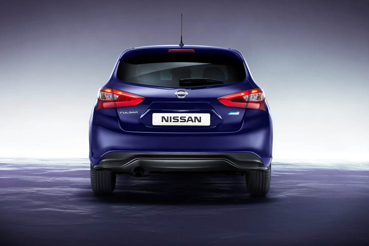 Nissan Pulsar rear
