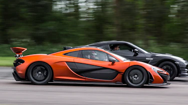 211mph run in a Koenigsegg: VMax 200 video