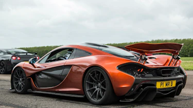 211mph run in a Koenigsegg: VMax 200 video
