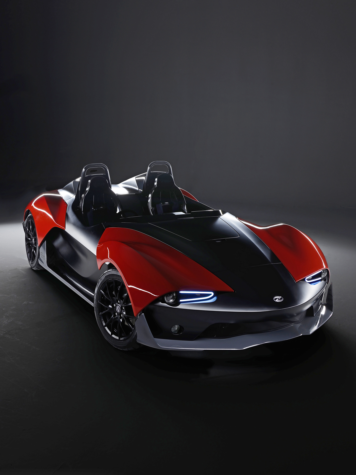 Zenos E10 red and black