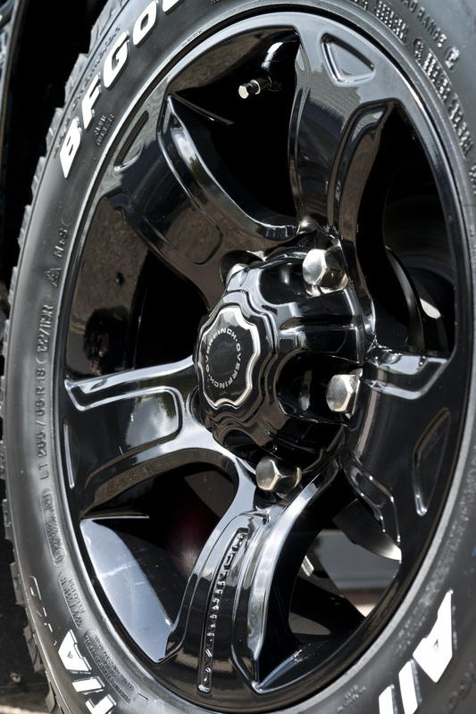 Urban Truck's ultimate Defender alloy wheels