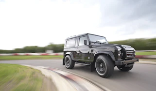 Urban Truck Land Rover Defender Ultimate Edition