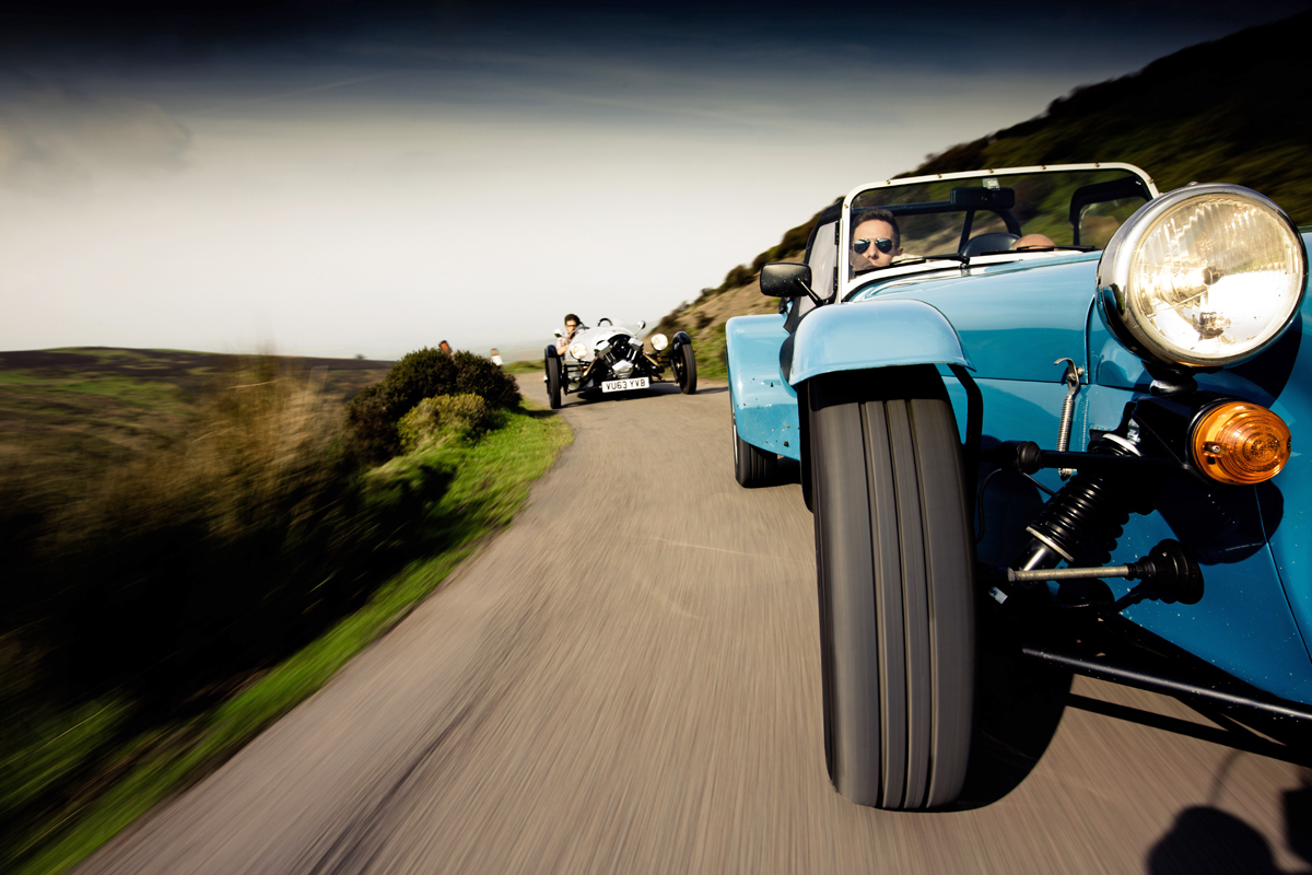 evo Magazine August 2014 - Caterham Seven v Morgan 3 Wheeler