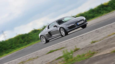 evo Magazine August 2014 - Audi R8 V10 Plus