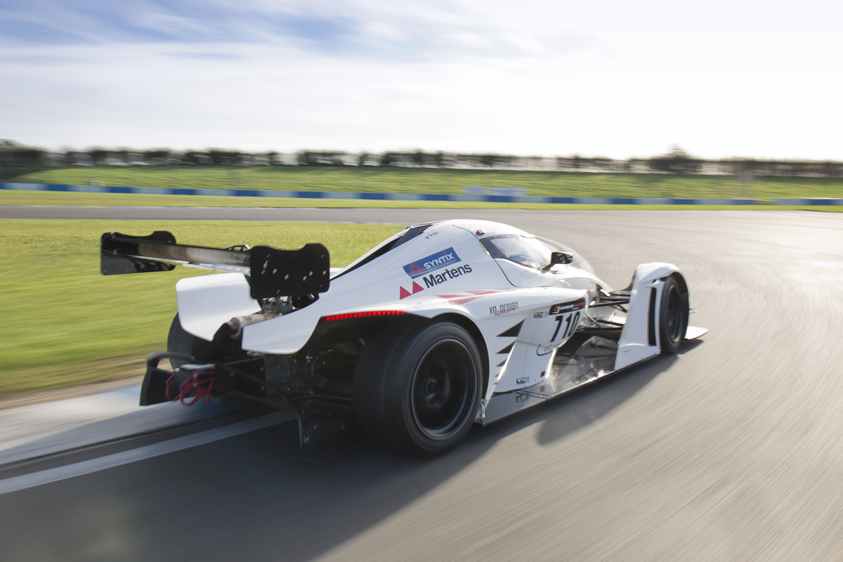 Praga R1: Slovakia's new mini LMP racer on video