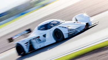 Praga R1: Slovakia's new mini LMP racer on video
