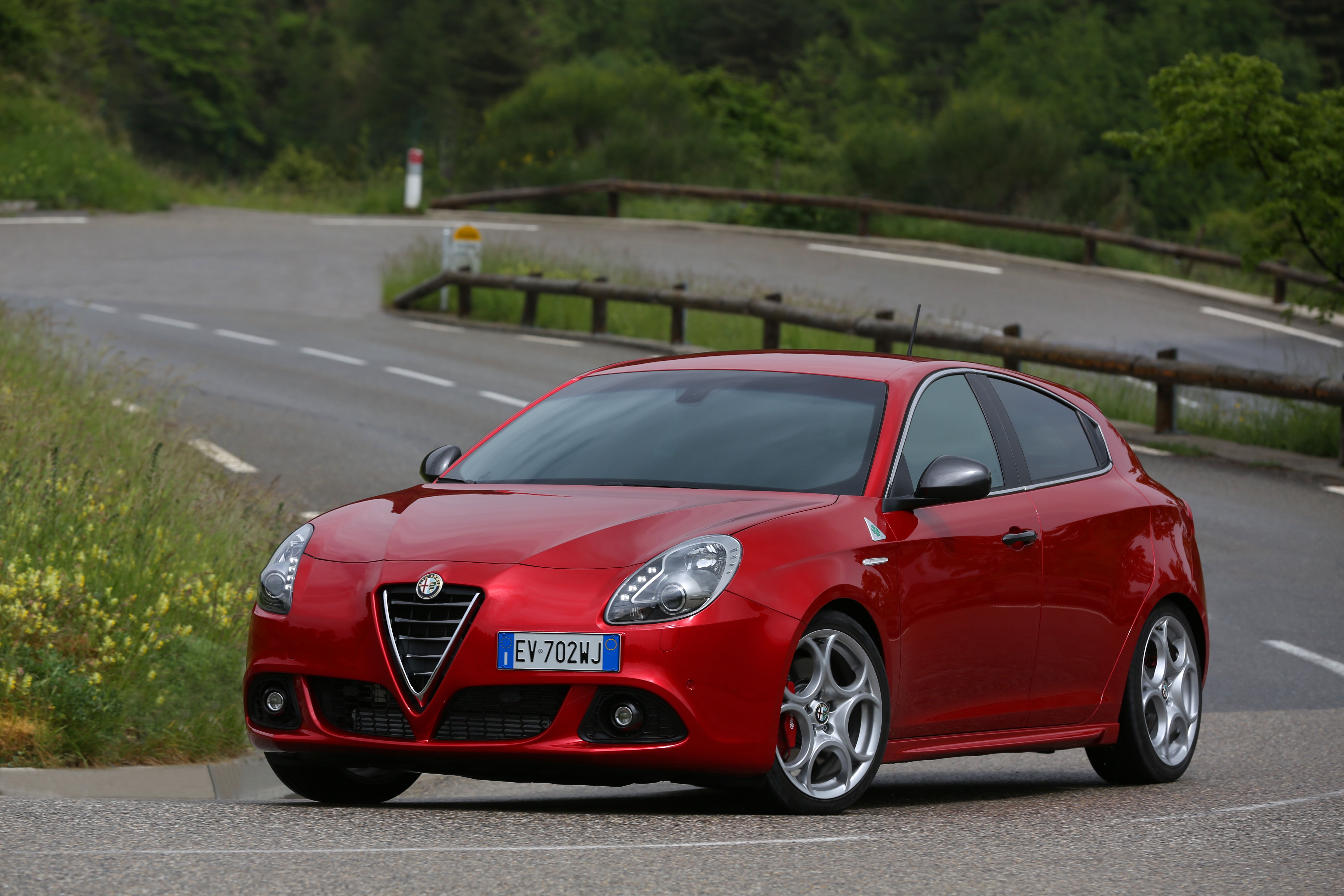 Alfa Romeo Giulietta QV review, prices and specs