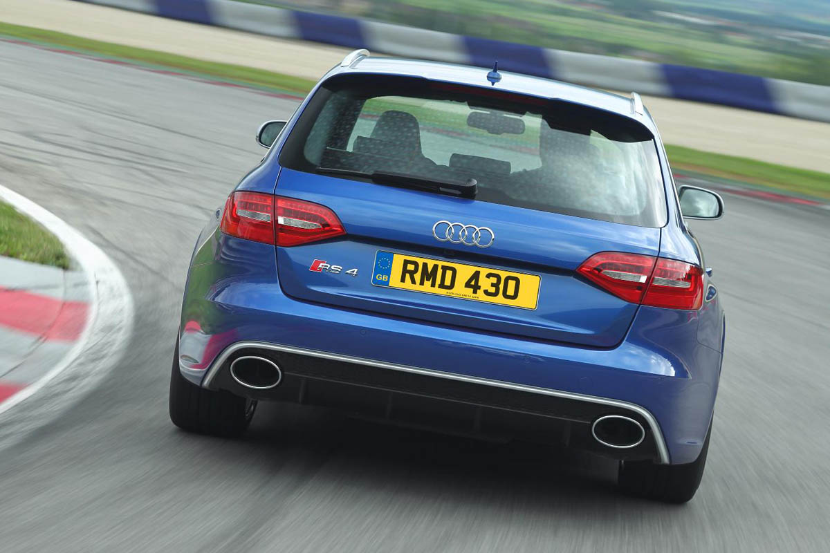 Audi RS4 Avant blue rear