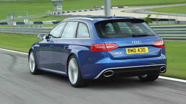 Audi RS4 Avant blue