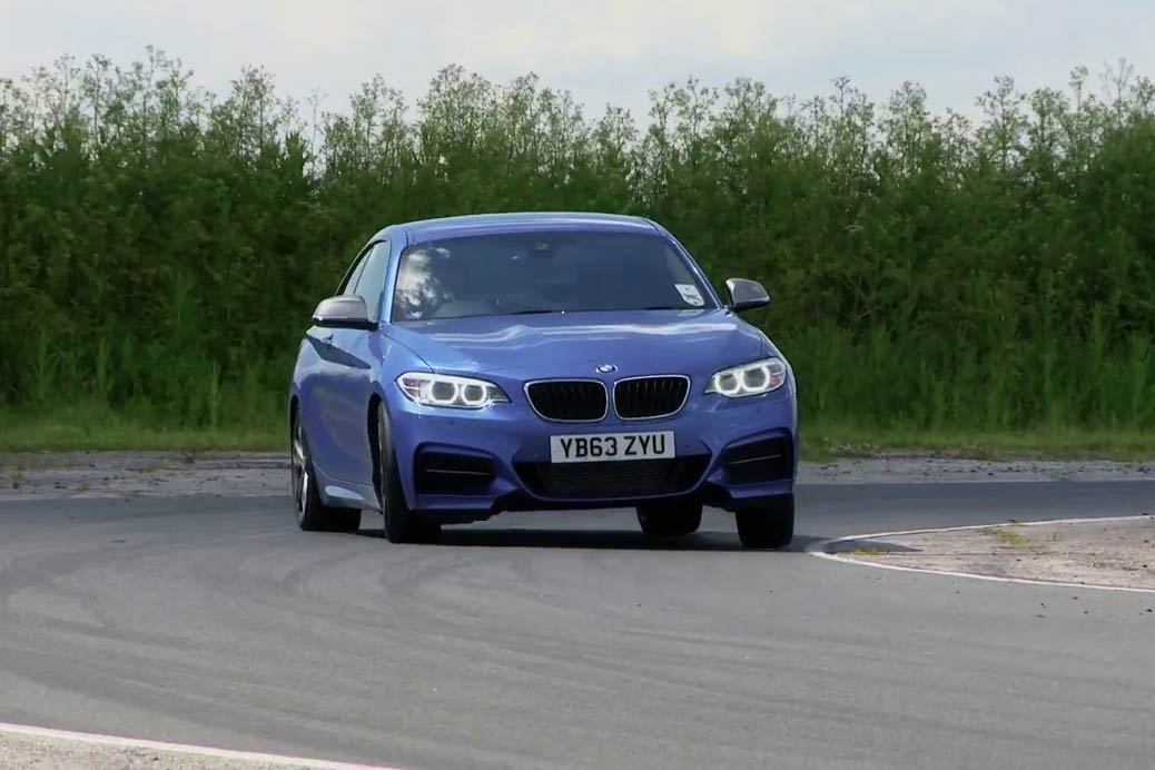 BMW M235i blue front