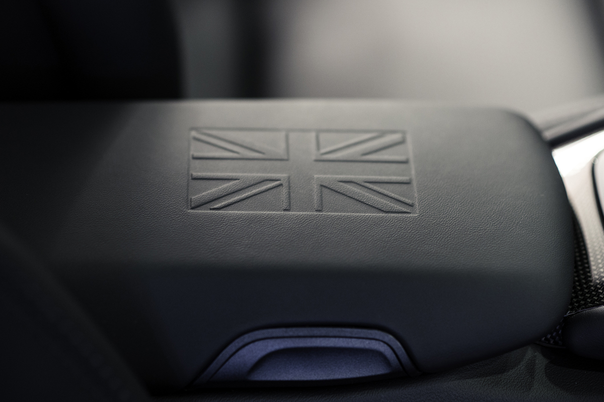 Porsche 911 Turbo S Exclusive GB Edition Union Jack