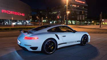 Porsche 911 Turbo S Exclusive GB Edition