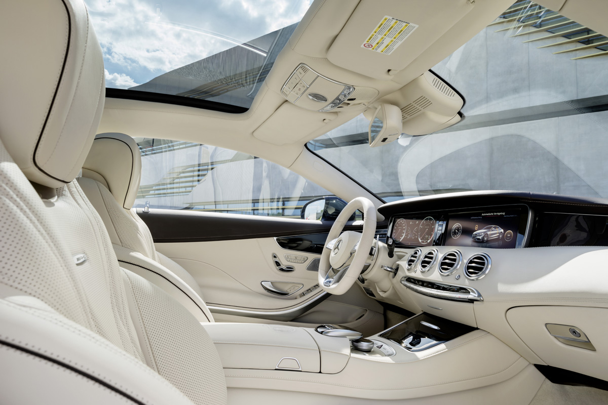 Mercedes S65 AMG Coupe interior