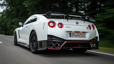 evo Magazine September 2014 - Nismo GT-R driven