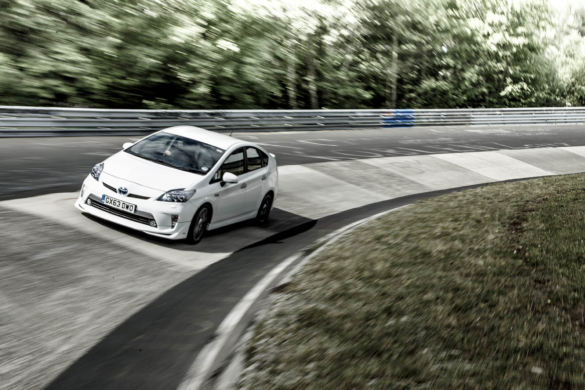 Toyota Prius sets Nurburgring economy record