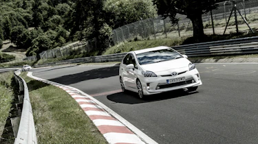 Toyota Prius sets Nurburgring economy record