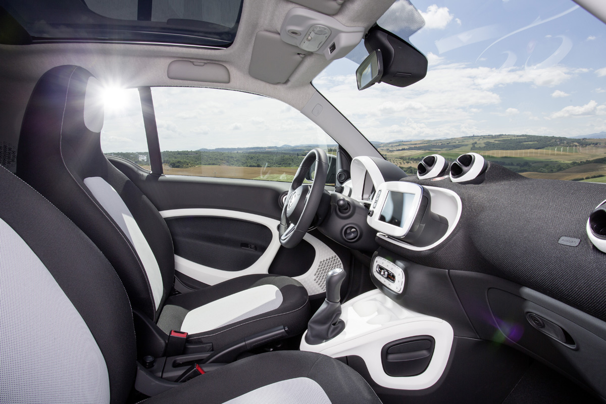 New Smart Fortwo interior