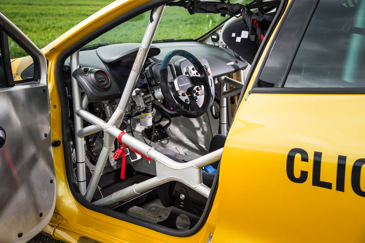 Renault Clio Cup racer interior