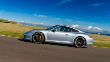 Porsche 911 Carrera on track