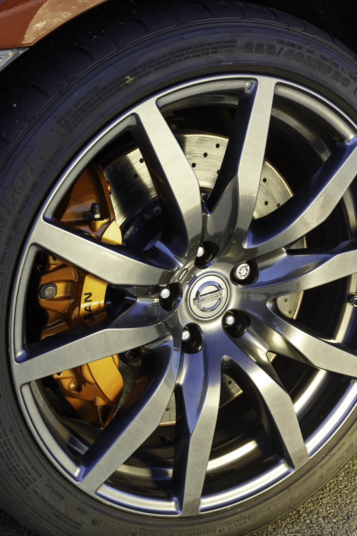 Nissan GT-R alloy wheel