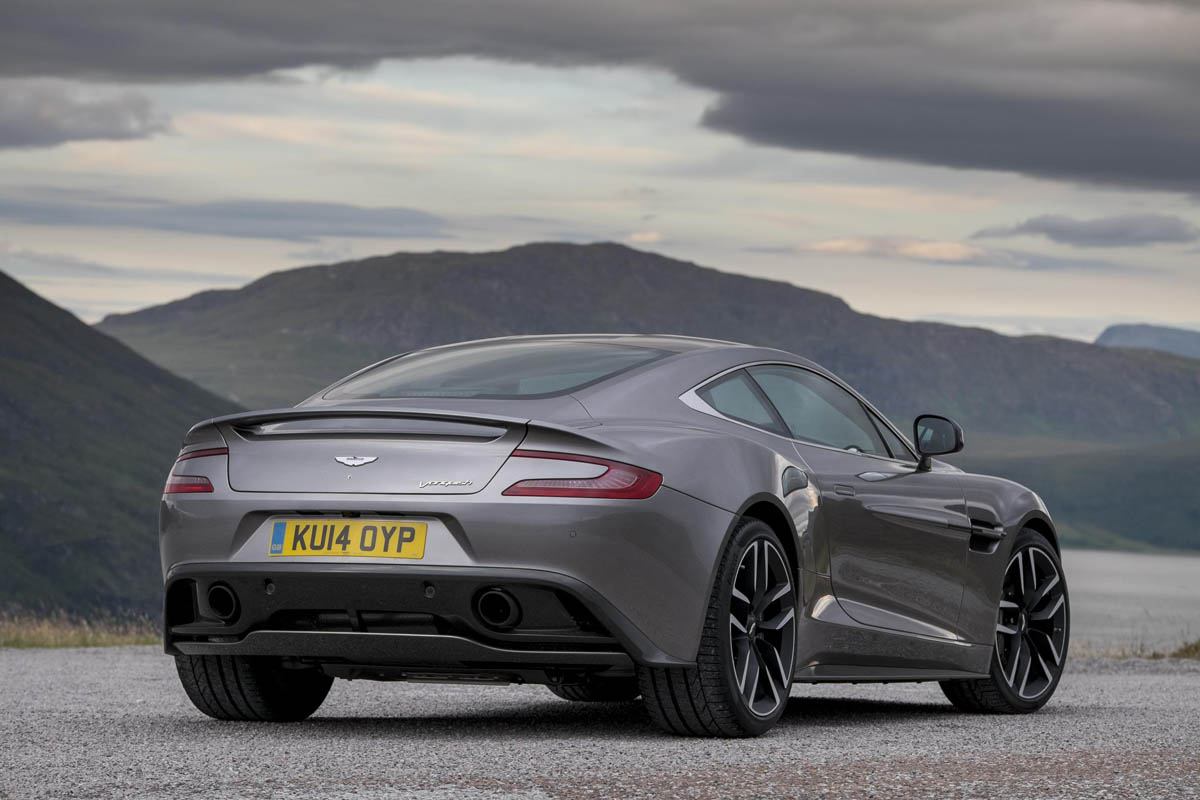 Aston Martin Vanquish 2015