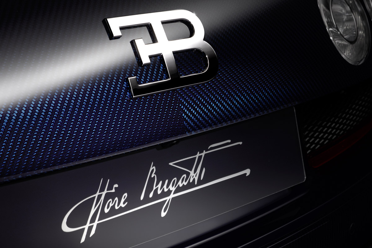 Bugatti Veyron Legend signature