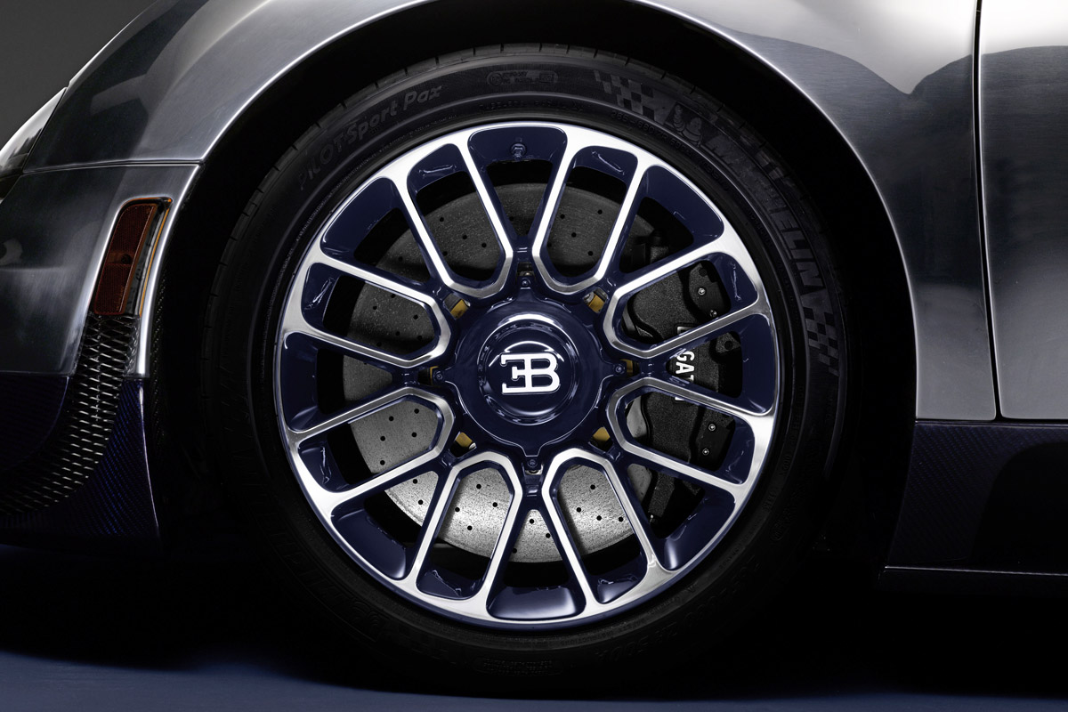 Bugatti Veyron Legend alloy wheel