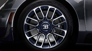 Bugatti Veyron Legend alloy wheel