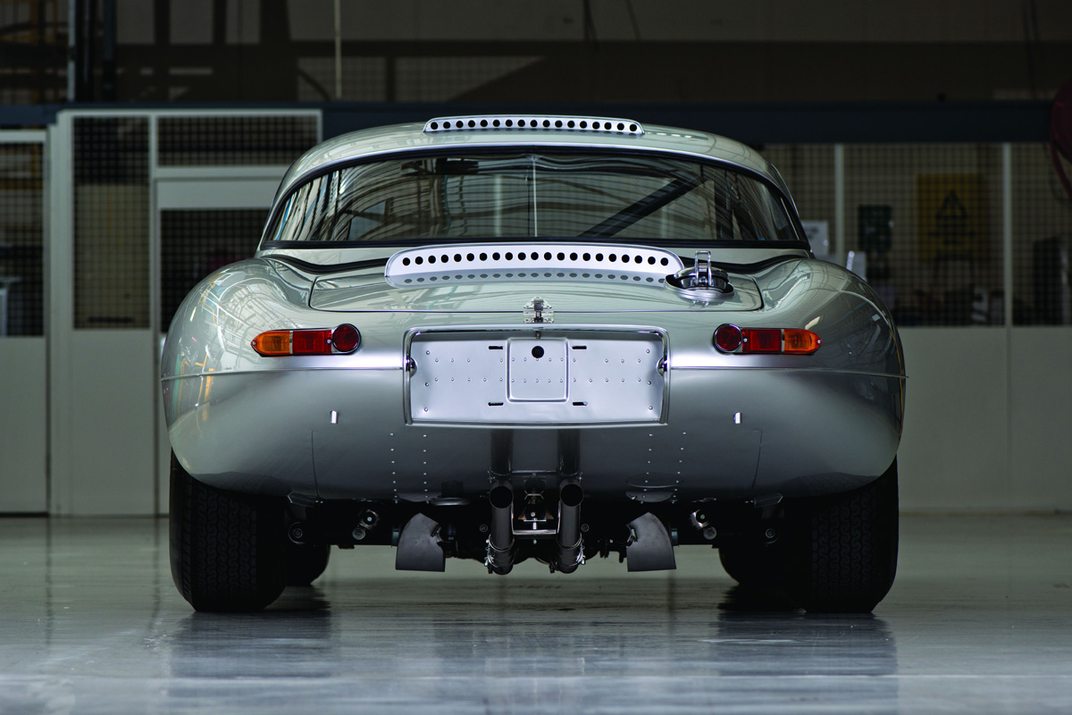 Jaguar E-type Lightweight revealed