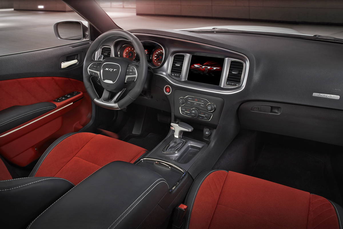 Dodge Charger SRT Hellcat interior