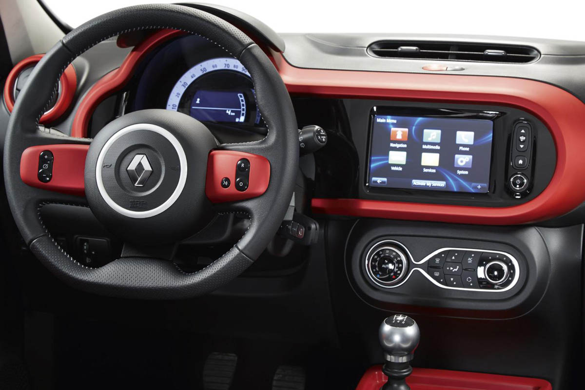 Renault Twingo interior dashboard
