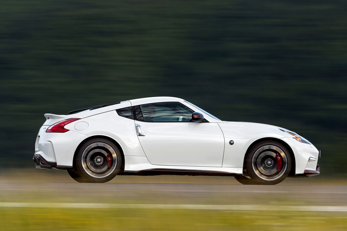 Nissan 370Z Nismo specs, pictures and details
