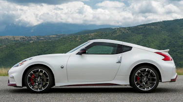Nissan 370Z Nismo specs, pictures and details