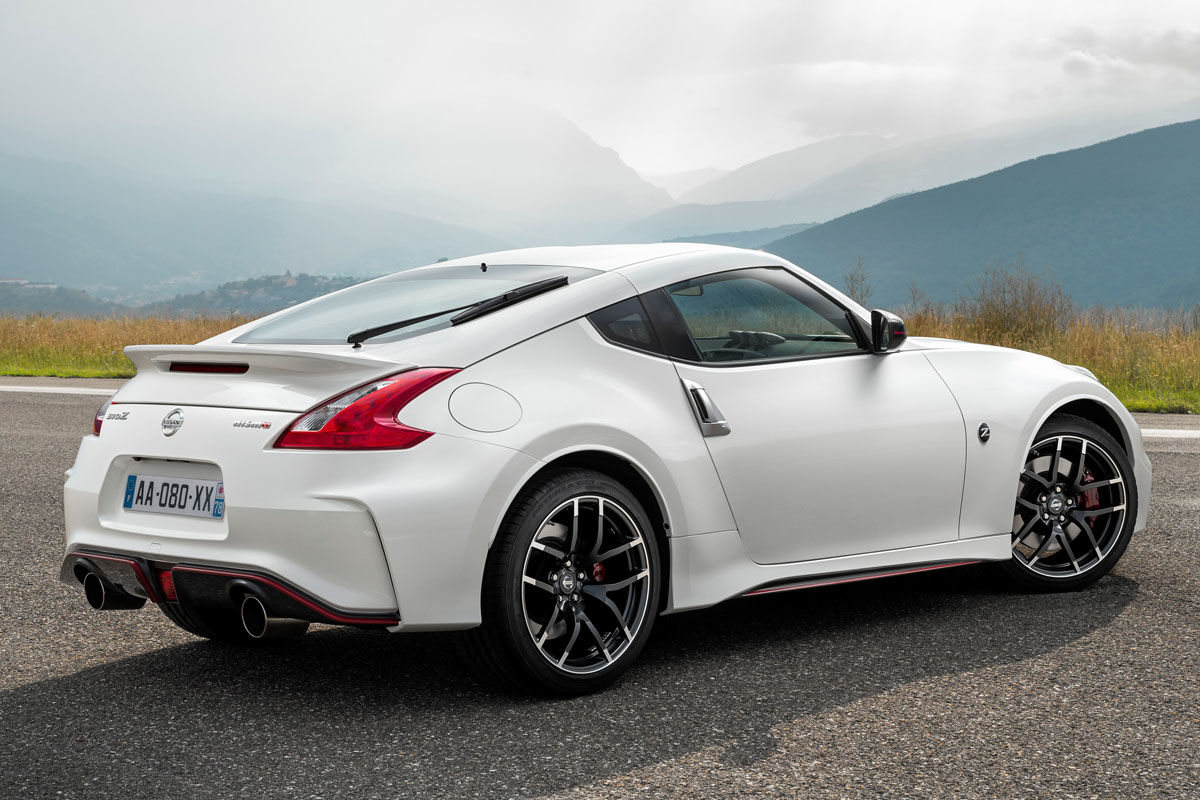 Nissan 370Z Nismo specs, pictures and details