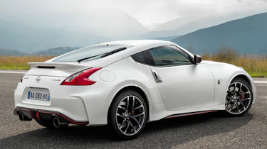 Nissan 370Z Nismo specs, pictures and details