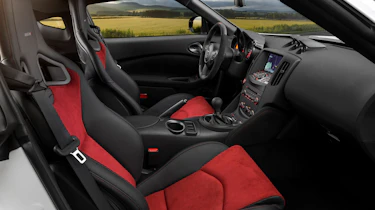 Nissan 370Z Nismo specs, pictures and details