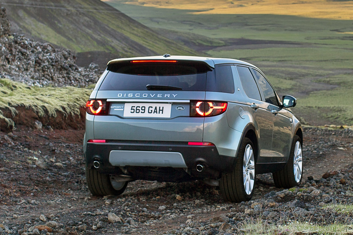 Land Rover Discovery Sport rear