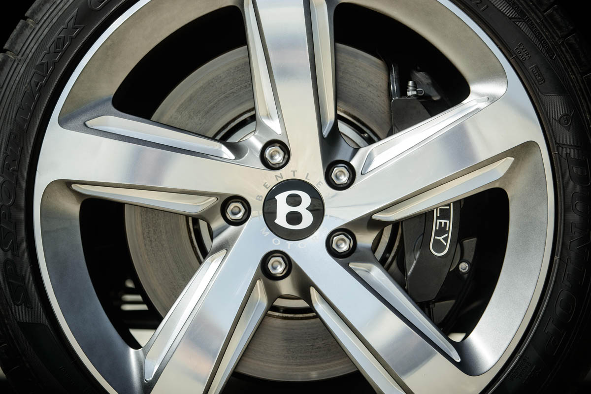 Bentley Mulsanne Speed 2015 prices, specs and pictures