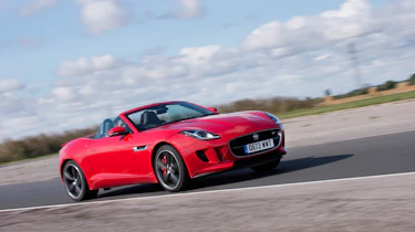 Jaguar F Type V6 S v Triumph Street Triple R