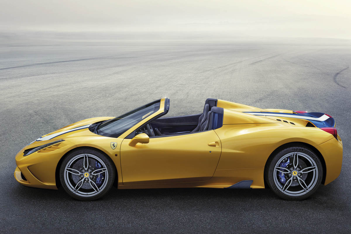Ferrari 458 Speciale Aperta appearing in Paris