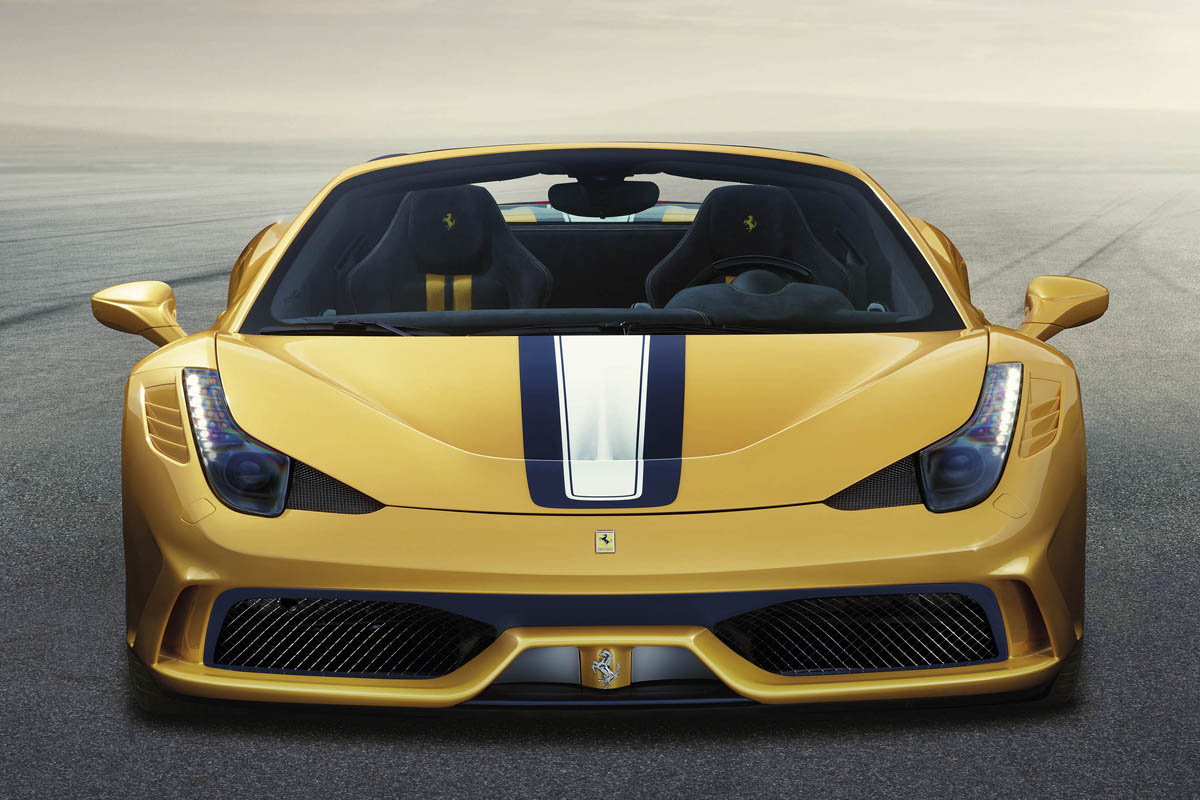 Ferrari 458 Speciale Aperta appearing in Paris