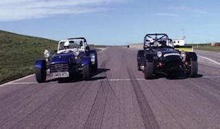 Caterham CSR and Westfield 2000S on the starting grid