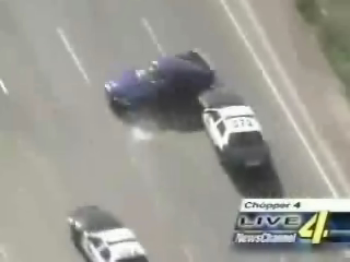 Cops spin Mustang on Freeway