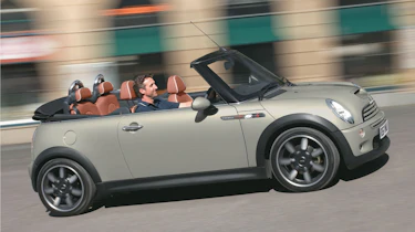 Mini Convertible Sidewalk