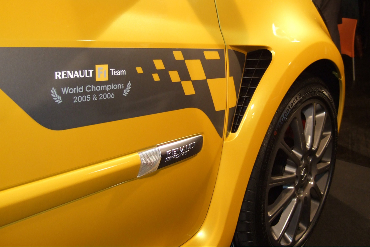 Renaultsport Clio 197 F1 Team R27