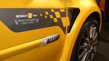 Renaultsport Clio 197 F1 Team R27