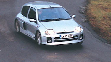 Renault Sport Clio V6 silver